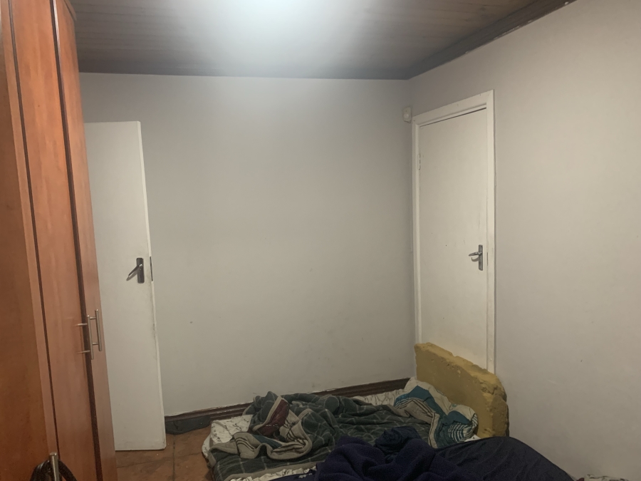 6 Bedroom Property for Sale in Table View Western Cape